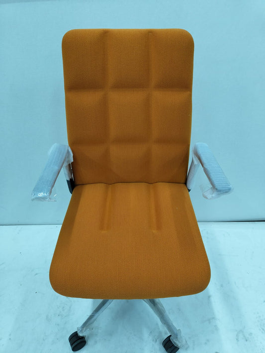[Walter Knoll] Lead chair Management