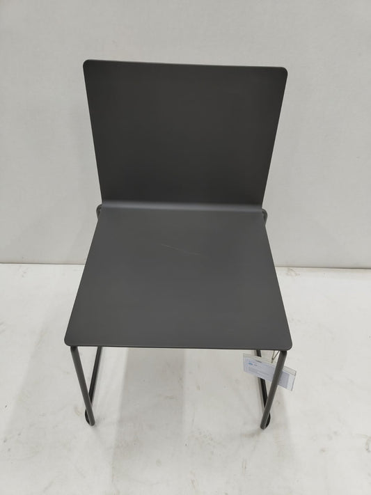 [Randers + Radius] Dry Chair