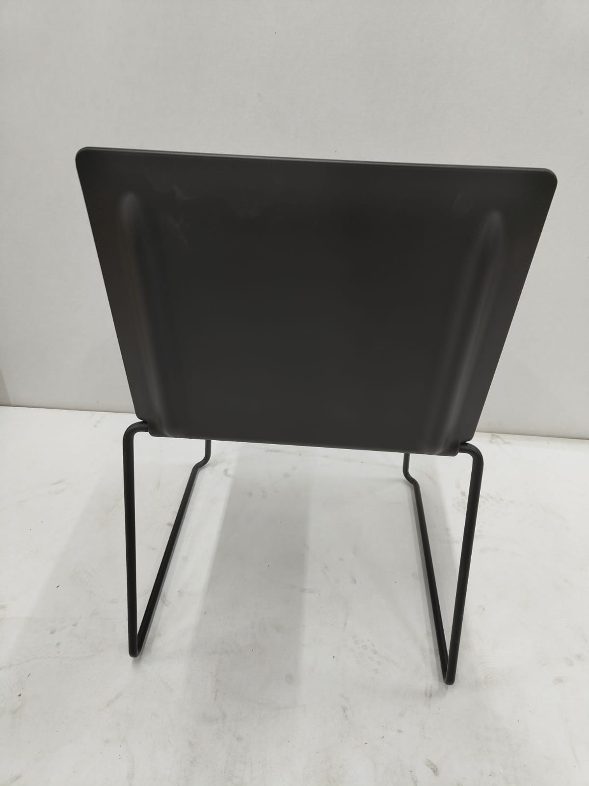 [Randers + Radius] Dry Chair