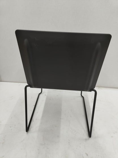 [Randers + Radius] Dry Chair