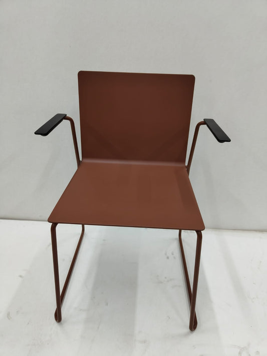 [Randers + Radius] Dry Armchair