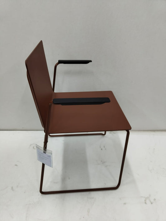 [Randers + Radius] Dry Armchair