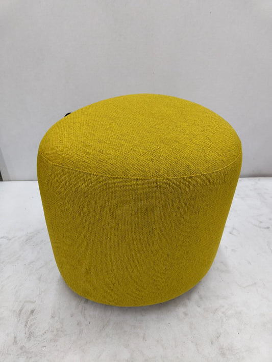 [Lexta] Lexta - Giriotto ottoman with handle - small