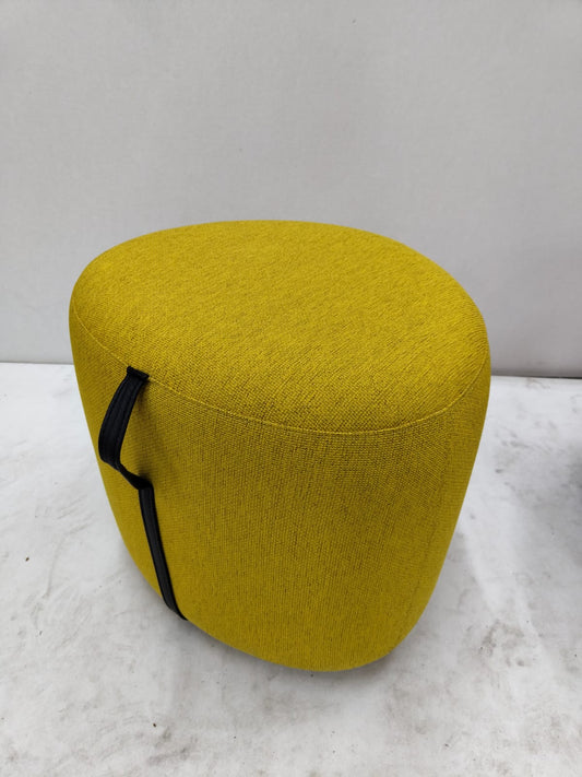 [Lexta] Lexta - Giriotto ottoman with handle - small